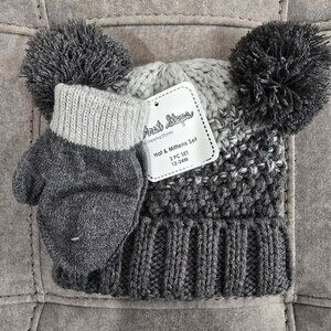 NWT First Steps 2-Piece Set (Hat and Mittens) Size 12-24M